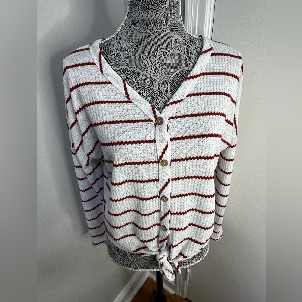 Paper Crane White and Red Striped Tie Front Waffle Knit Long Sleeve Top. Medium